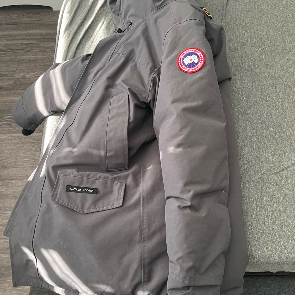 Canda goode coat grey and black fits a medium but is size small fits large